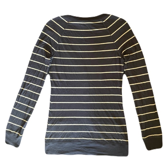 JUICY COUTURE Vintage Y2K Navy/White Striped Button Down Long Sleeve Cardigan - Picture 5 of 5